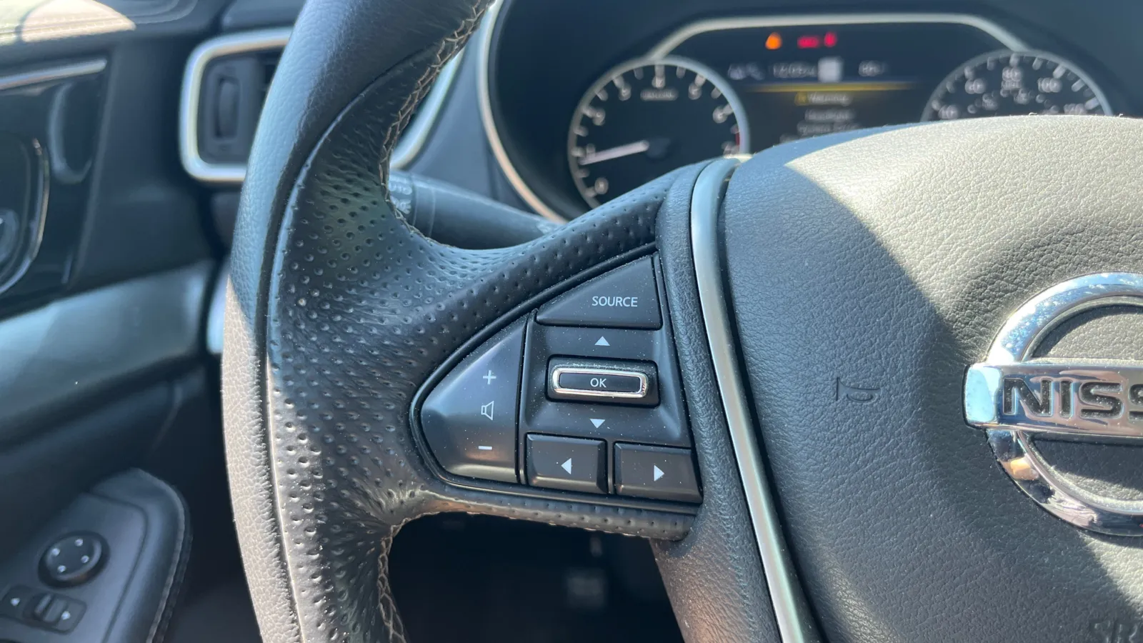 Nissan Maxima photo 24