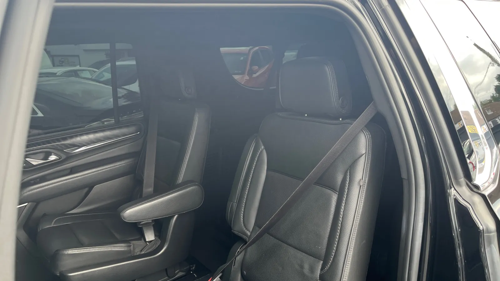 GMC Yukon XL photo 10