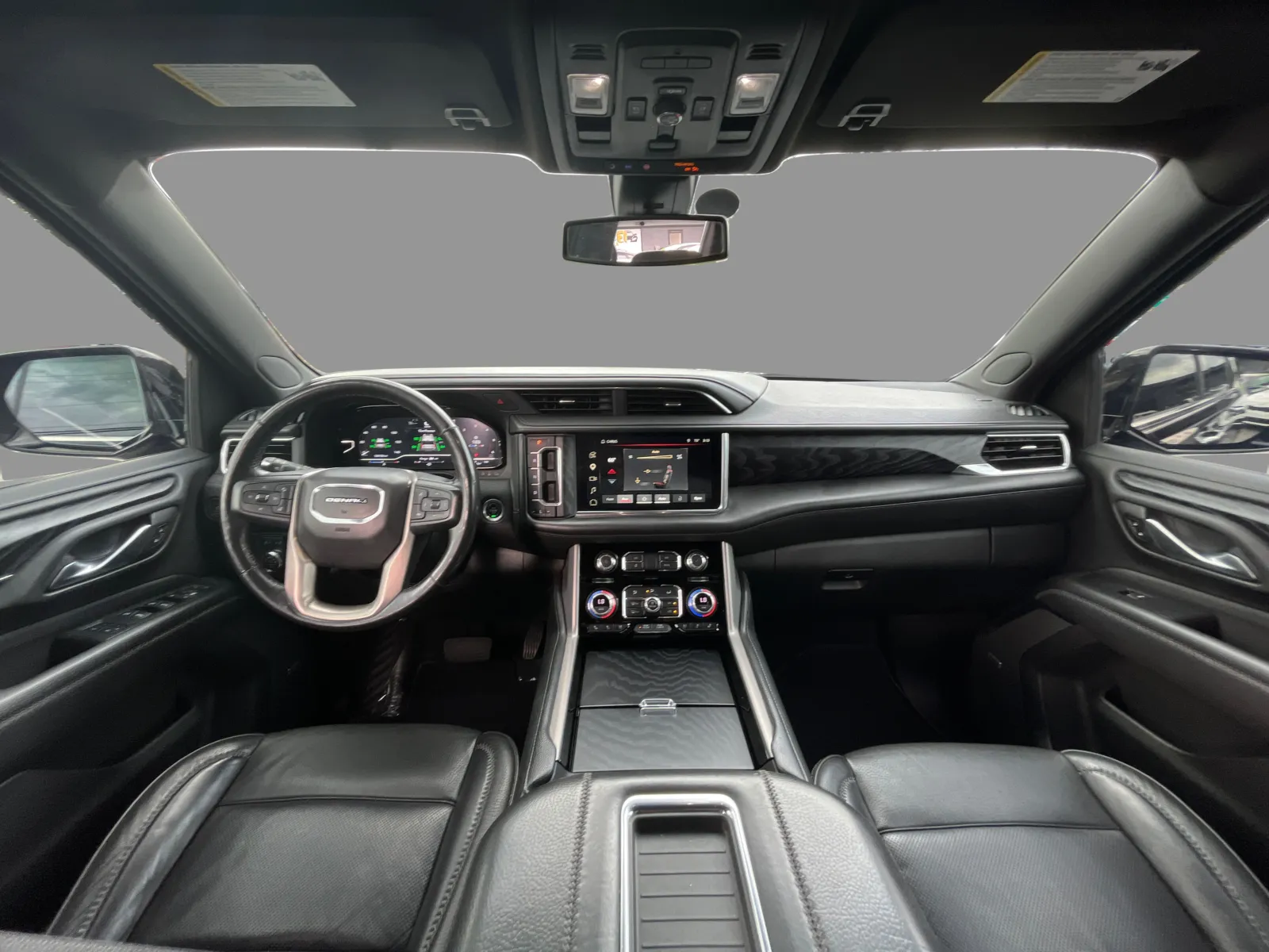 GMC Yukon XL photo 24