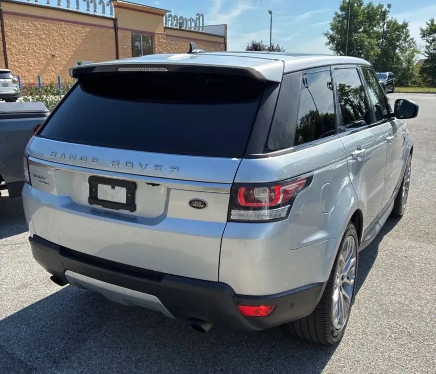 Land Rover Range Rover Sport photo 4