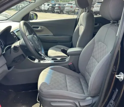 More photos of 2018 Kia Niro LX Wagon 4D at Bumble Auto - Elkridge, MD