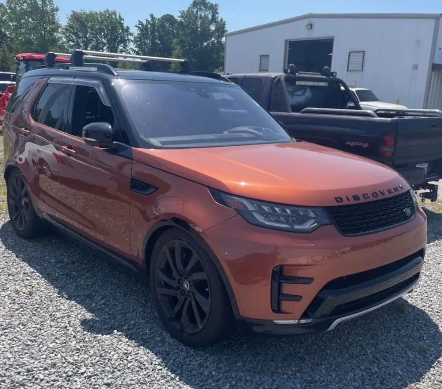 Land Rover Discovery photo 4