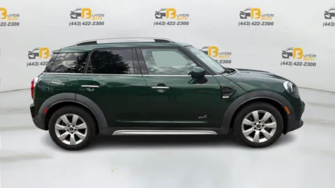 More photos of 2018 MINI Countryman Cooper ALL4 Hatchback 4D at Bumble Auto - Elkridge, MD