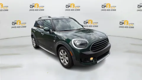 More photos of 2018 MINI Countryman Cooper ALL4 Hatchback 4D at Bumble Auto - Elkridge, MD