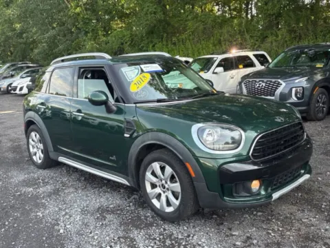 More photos of 2018 MINI Countryman Cooper ALL4 Hatchback 4D at Bumble Auto - Elkridge, MD