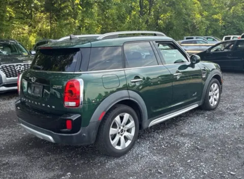 More photos of 2018 MINI Countryman Cooper ALL4 Hatchback 4D at Bumble Auto - Elkridge, MD