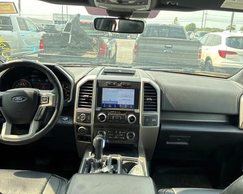 Ford F-150 photo 7