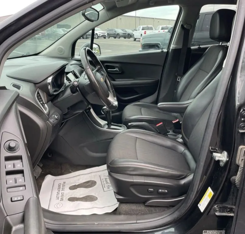 Chevrolet Trax photo 4
