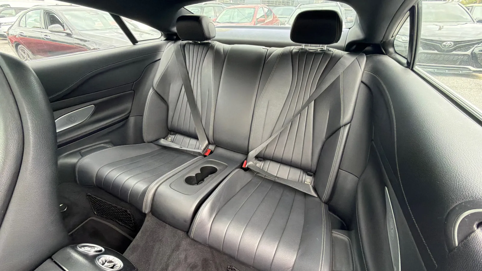 Mercedes-Benz E-Class photo 10