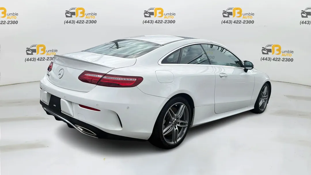 Mercedes-Benz E-Class photo 5
