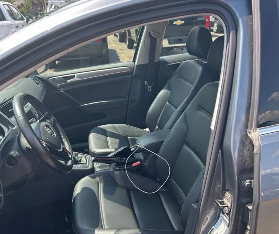 Volkswagen Golf Alltrack photo 5