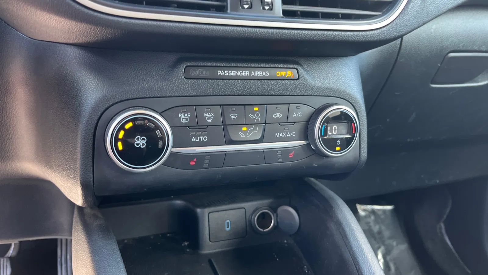 Ford Escape photo 24