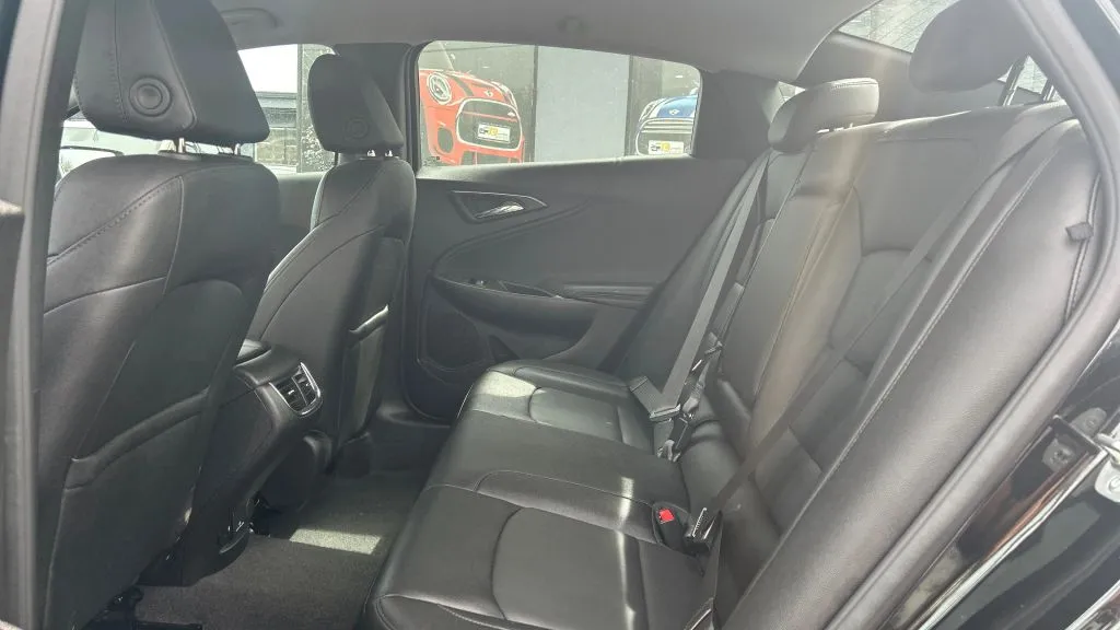 Chevrolet Malibu photo 10