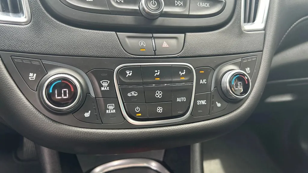 Chevrolet Malibu photo 20