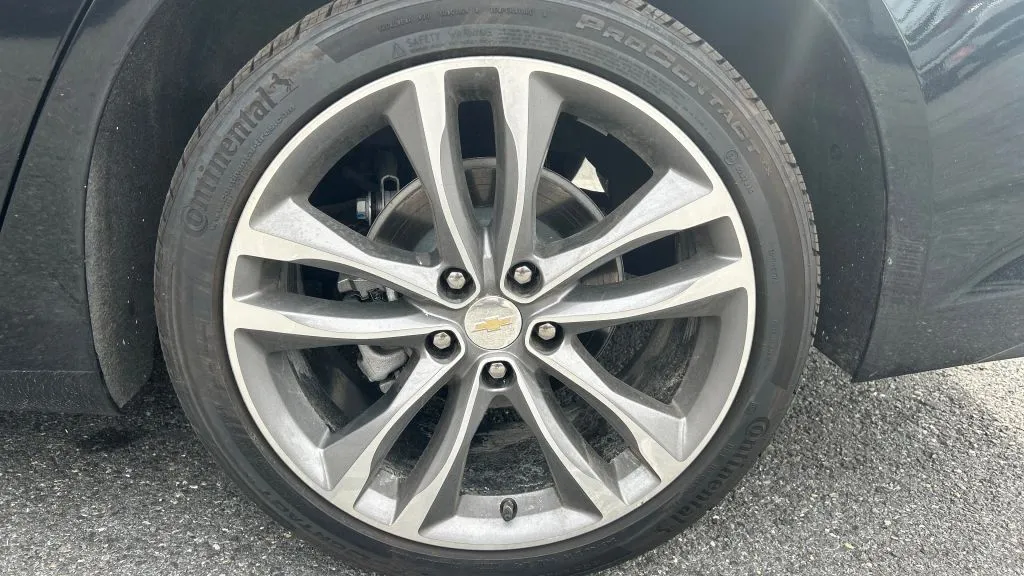 Chevrolet Malibu photo 14