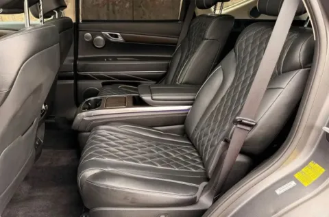 More photos of 2022 Genesis GV80 3.5T Prestige Signature SUV 4D at Bumble Auto - Elkridge, MD