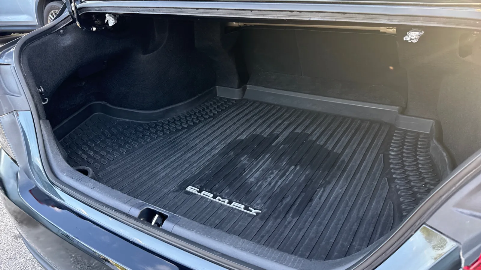 Toyota Camry photo 12