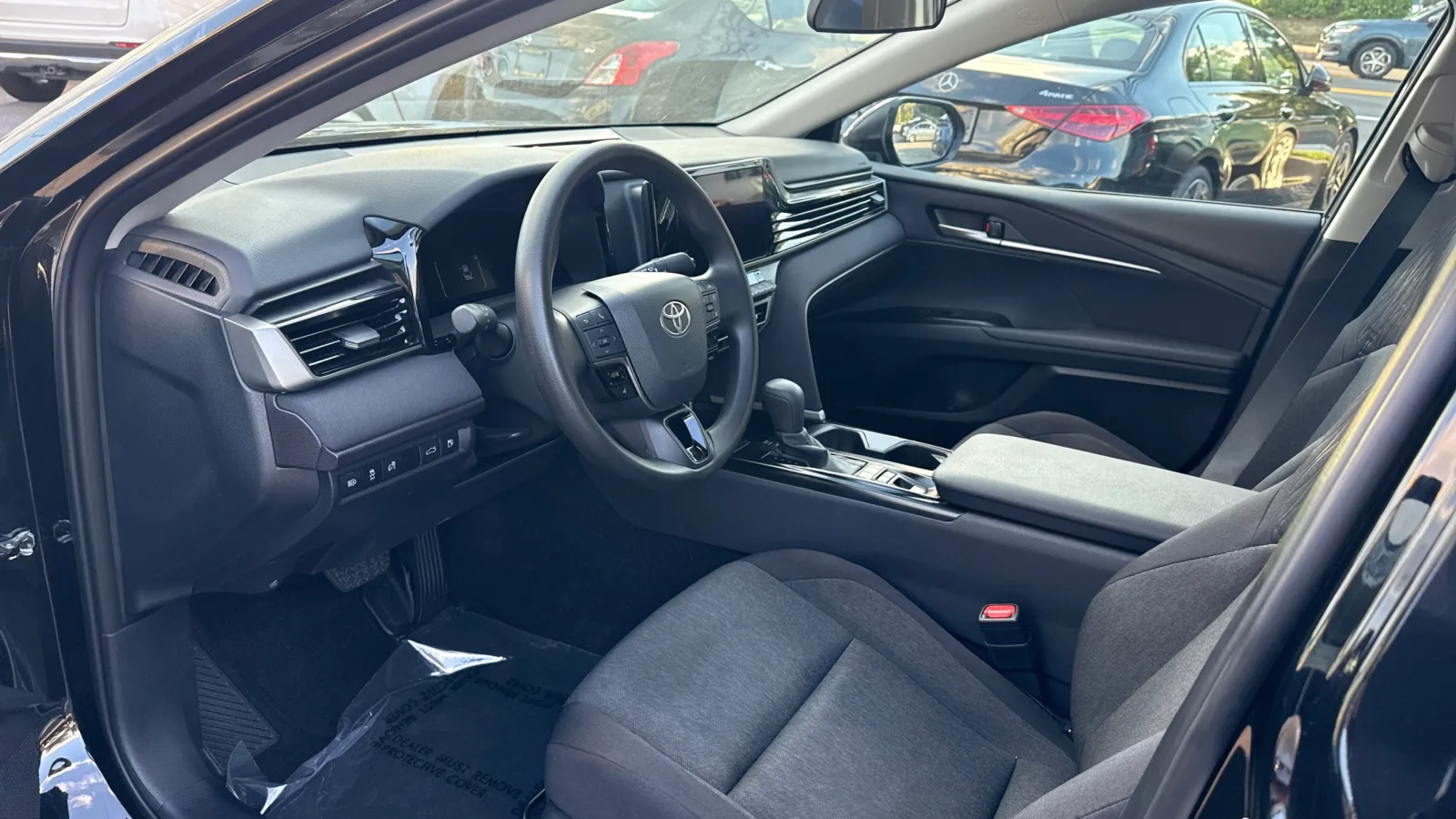 Toyota Camry photo 16