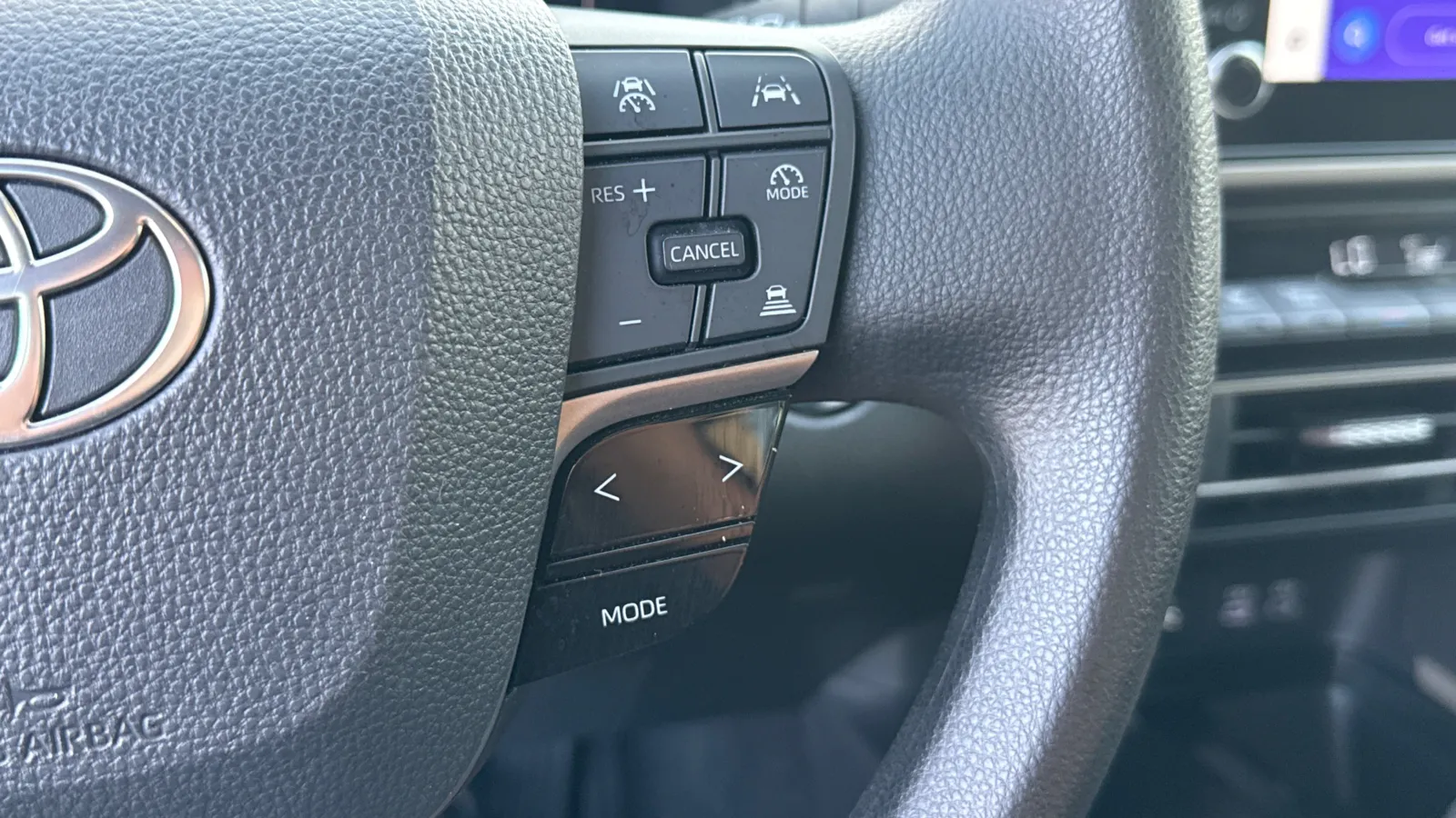 Toyota Camry photo 26