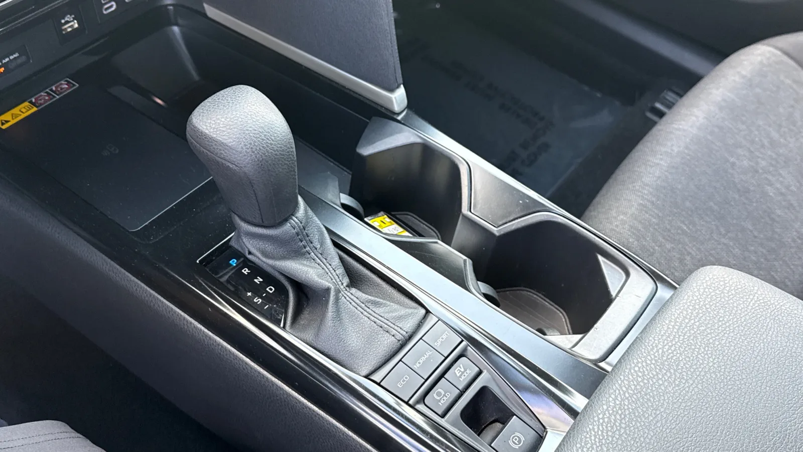 Toyota Camry photo 28