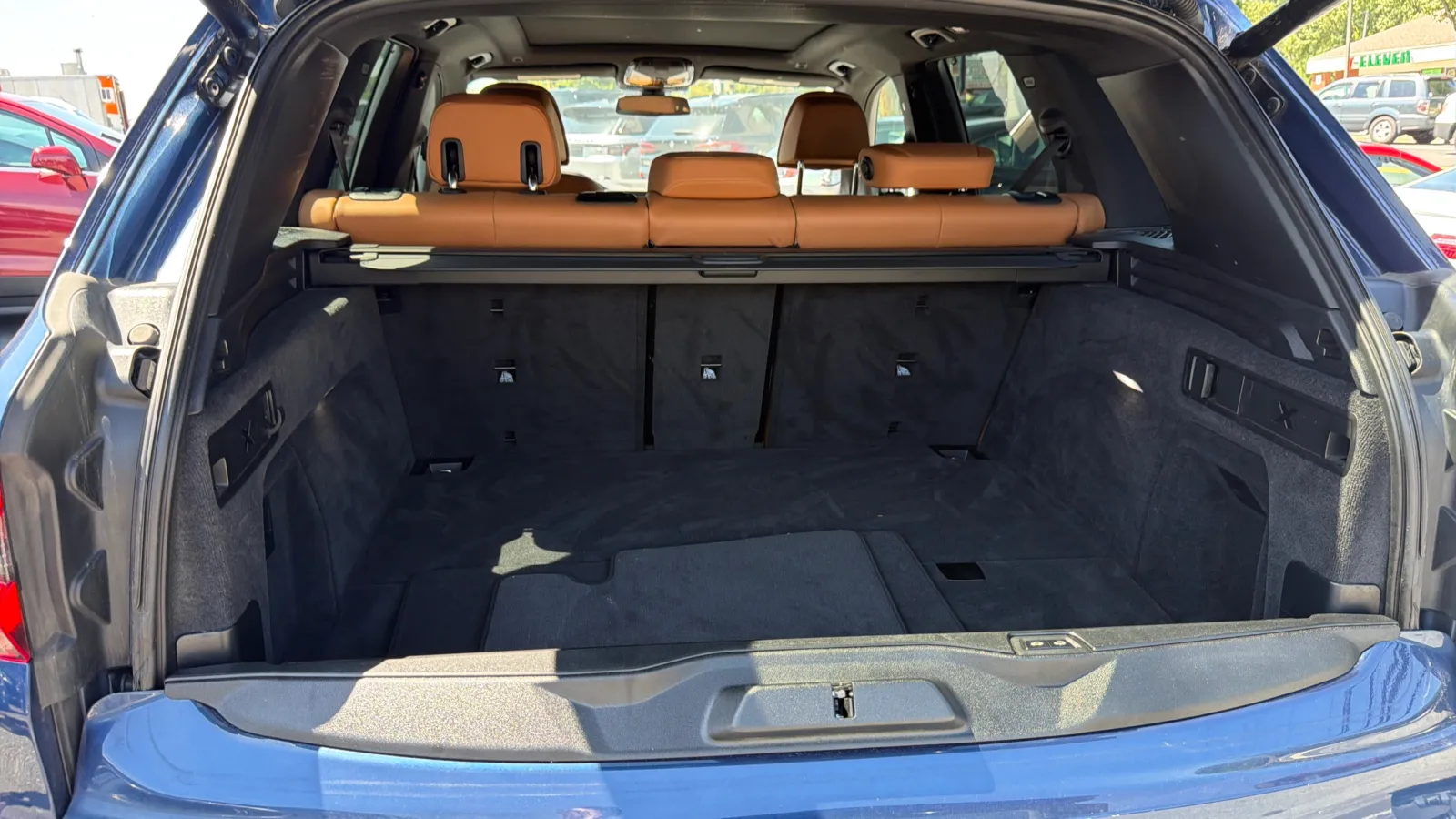 BMW X5 photo 12