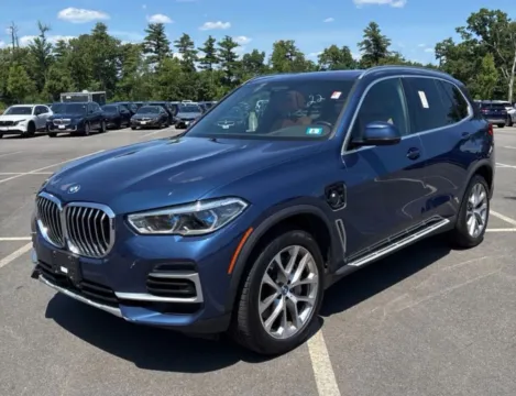 Photos of 2022 BMW X5 xDrive45e Sport Utility 4D for sale in Elkridge, MD at Bumble Auto - Elkridge