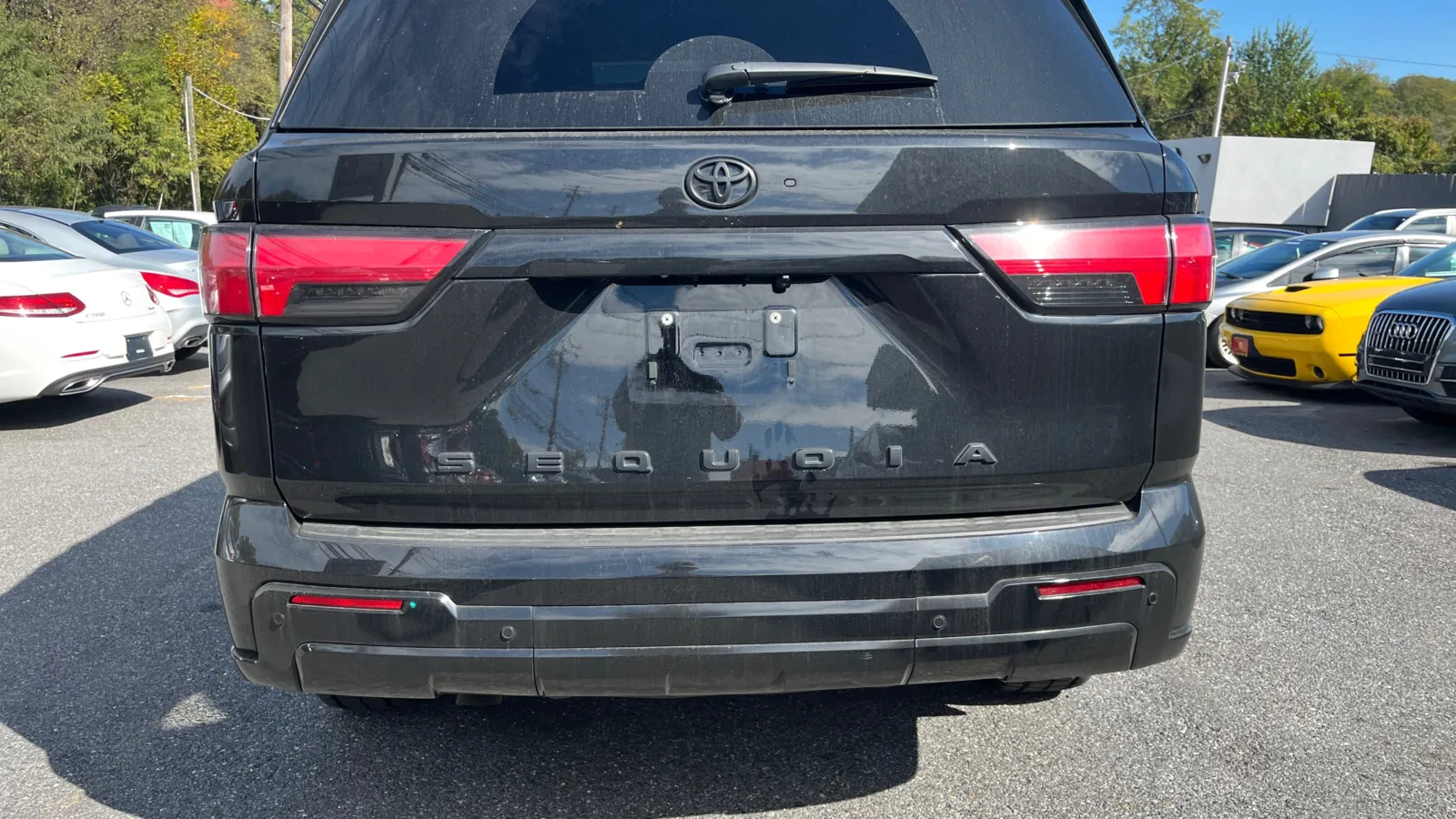 Toyota Sequoia photo 14
