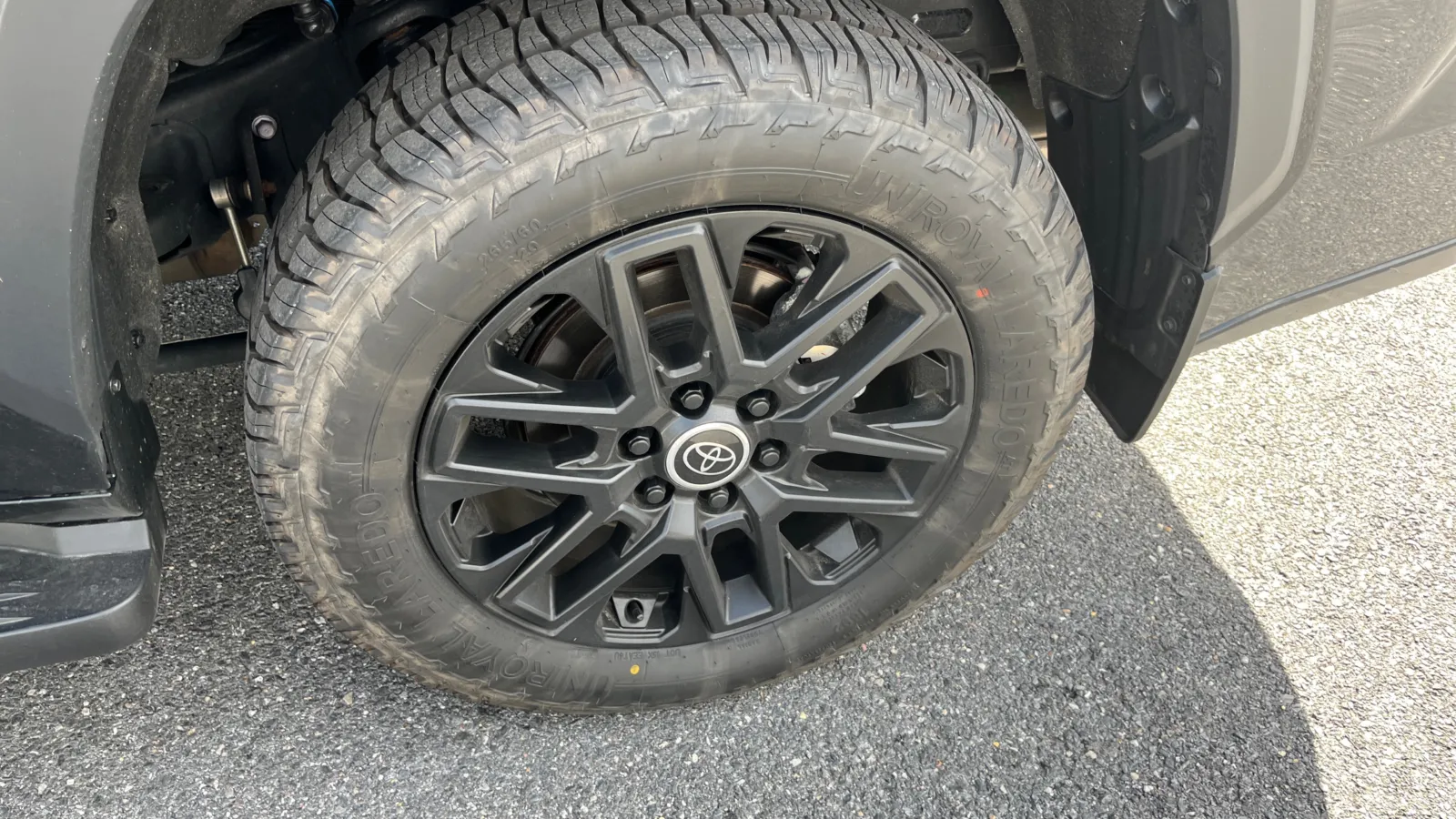 Toyota Sequoia photo 15