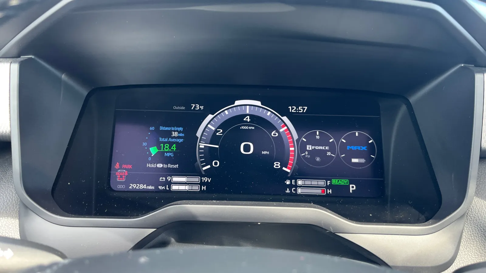 Toyota Sequoia photo 20