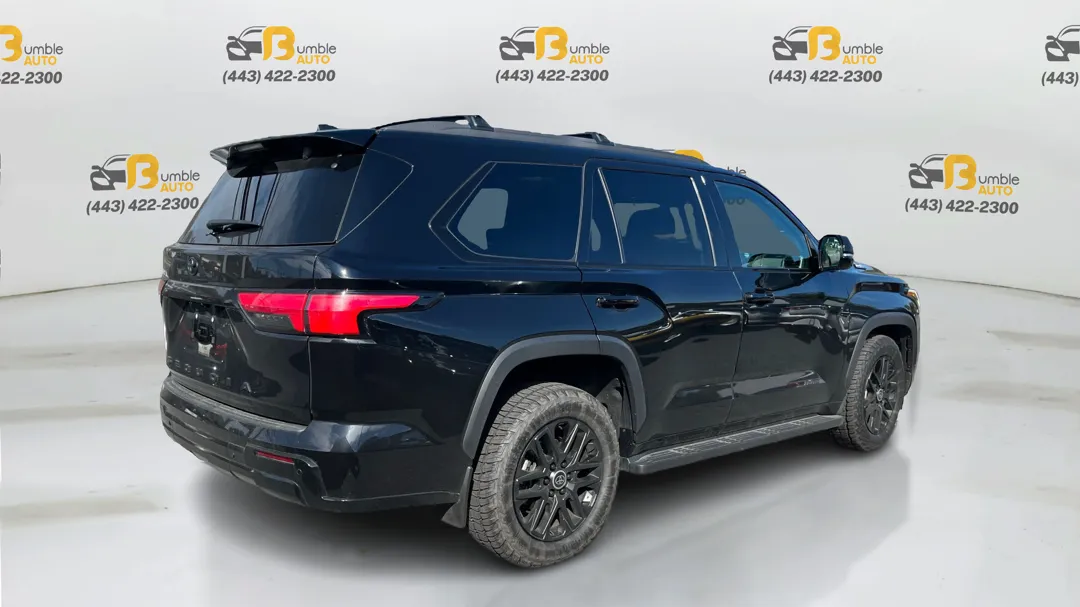 Toyota Sequoia photo 5