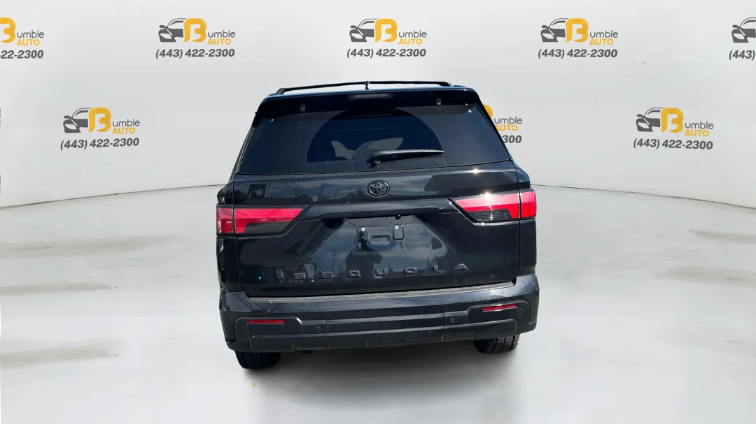 Toyota Sequoia photo 6