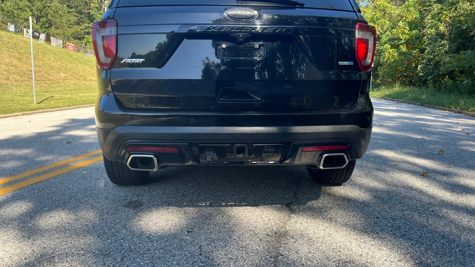 Ford Explorer photo 13