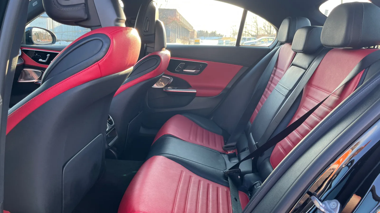 Mercedes-Benz C-Class photo 10