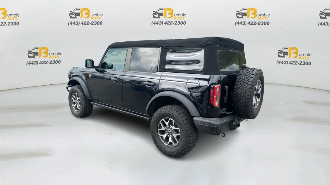 Ford Bronco photo 7