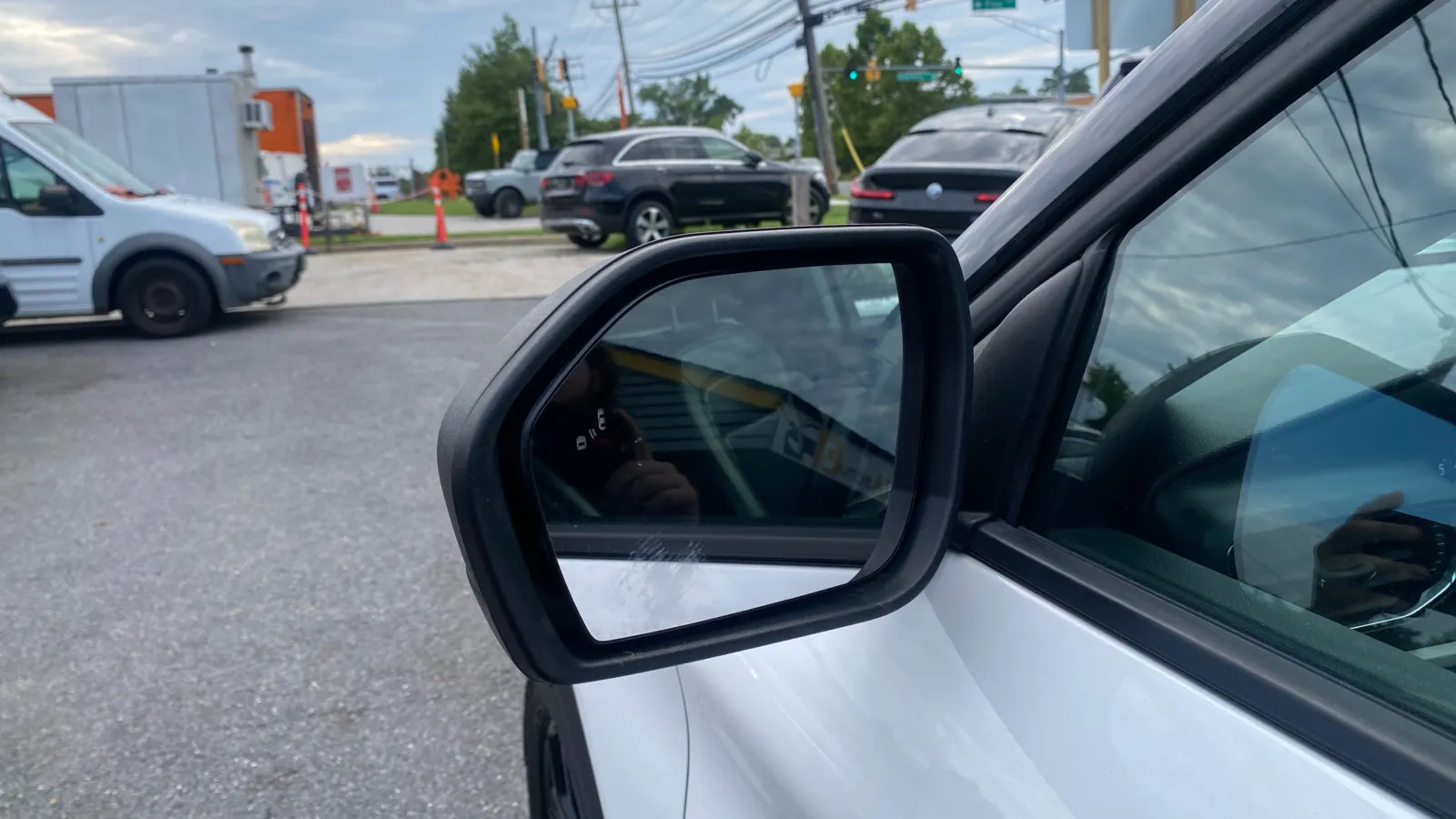 Ford Explorer photo 16