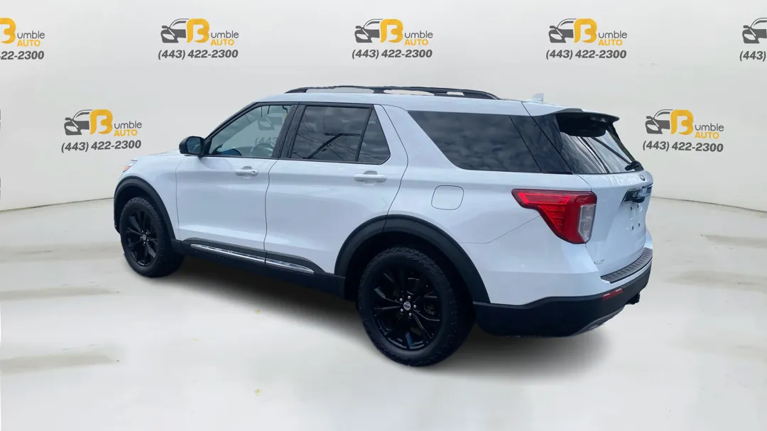 Ford Explorer photo 7