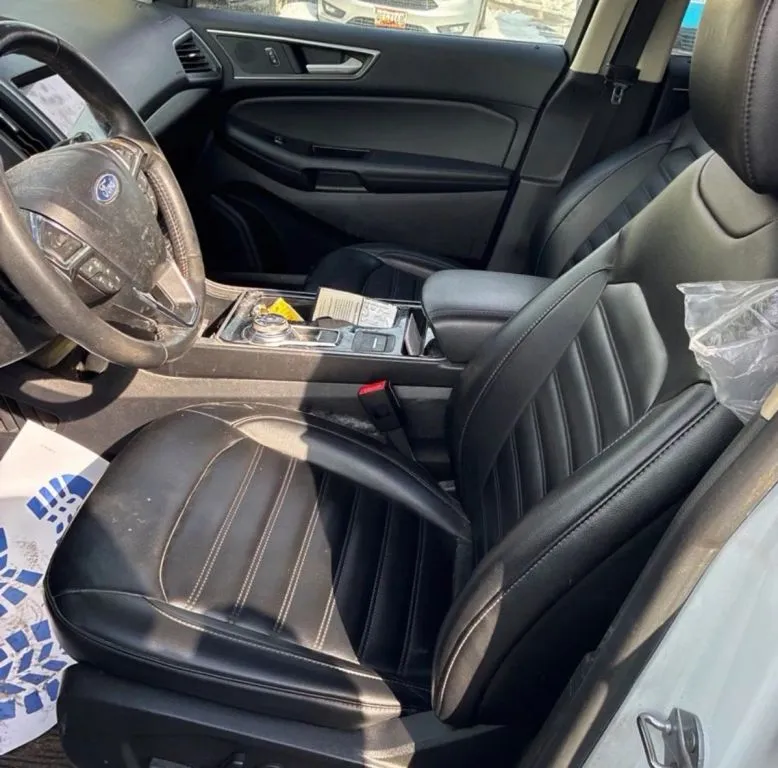 Ford Edge photo 5