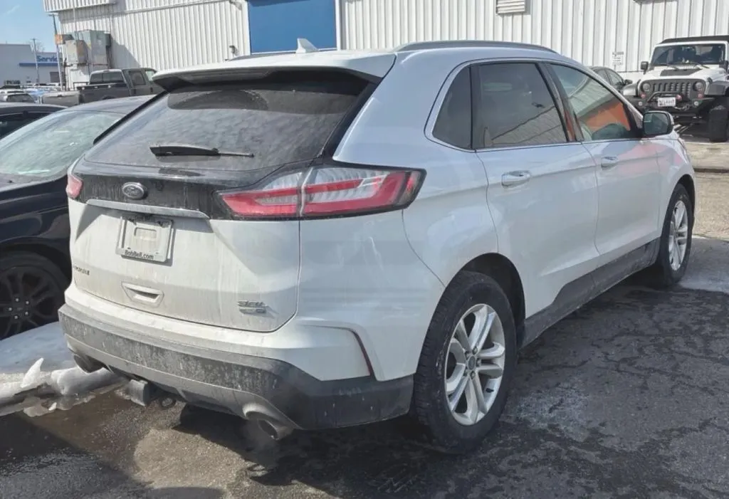 Ford Edge photo 4
