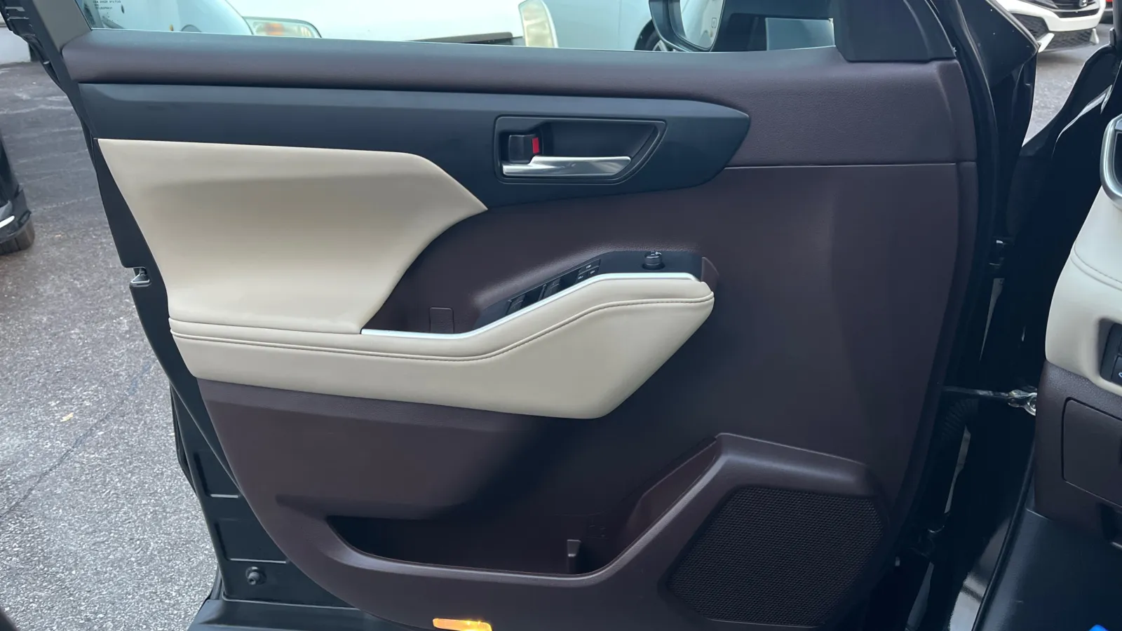 Toyota Highlander photo 23