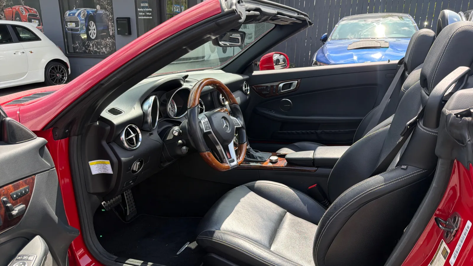 Mercedes-Benz SLK-Class photo 9
