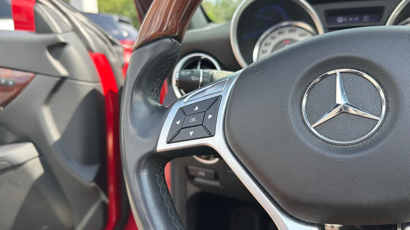 Mercedes-Benz SLK-Class photo 25