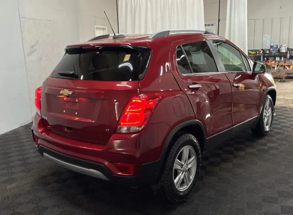 Chevrolet Trax photo 3
