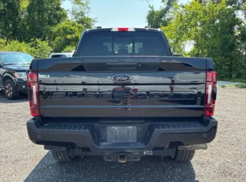 More photos of 2020 Ford F250 Super Duty Crew Cab Lariat Pickup 4D 6 3/4 ft at Bumble Auto - Elkridge, MD