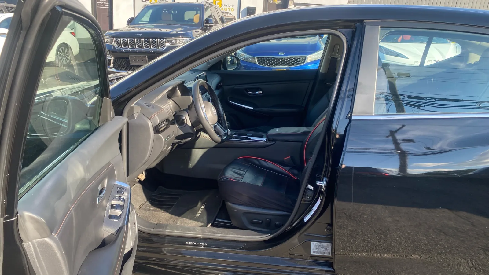 Nissan Sentra photo 9
