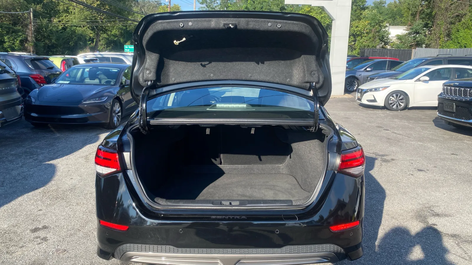 Nissan Sentra photo 12
