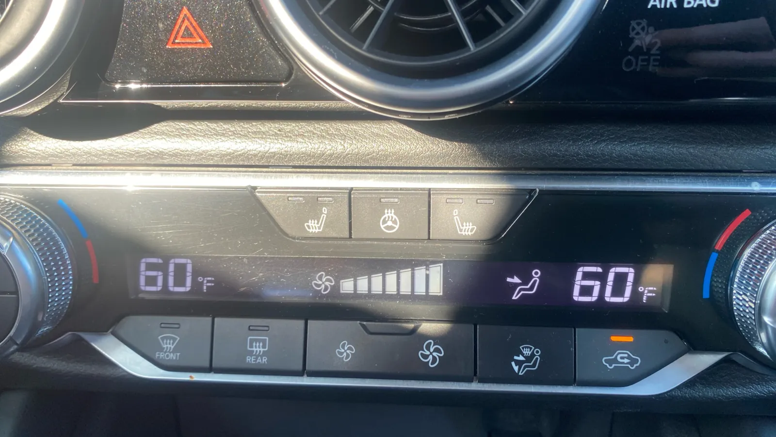 Nissan Sentra photo 31
