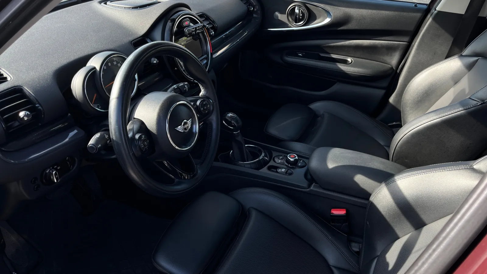 Mini Clubman photo 16