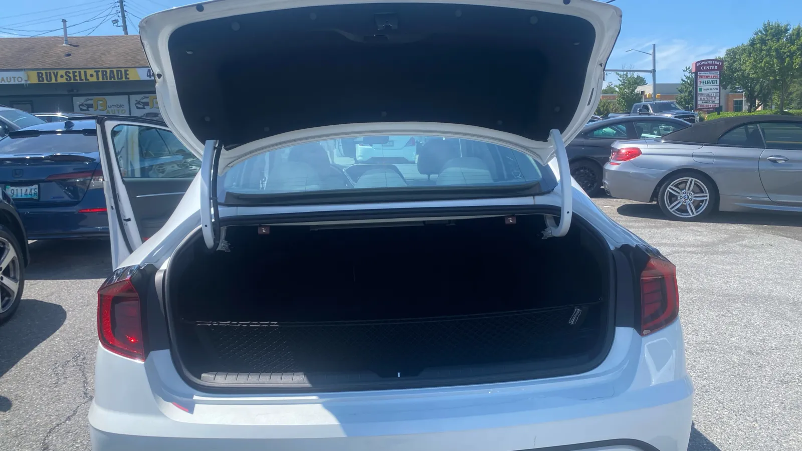 Hyundai Sonata photo 12