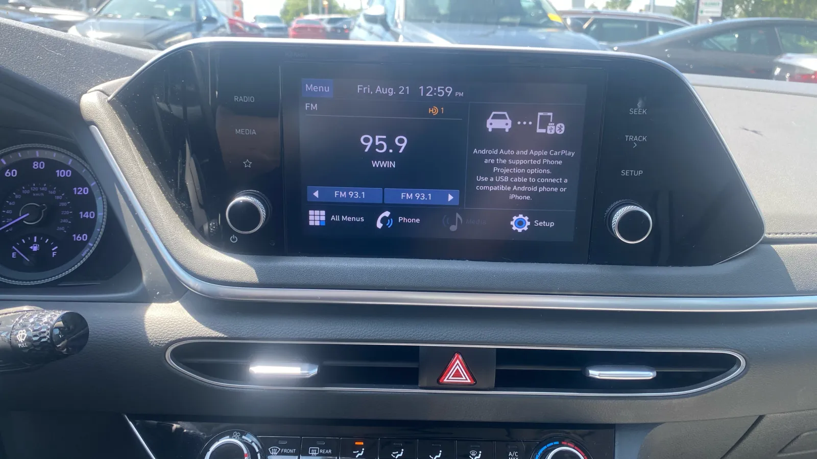 Hyundai Sonata photo 17
