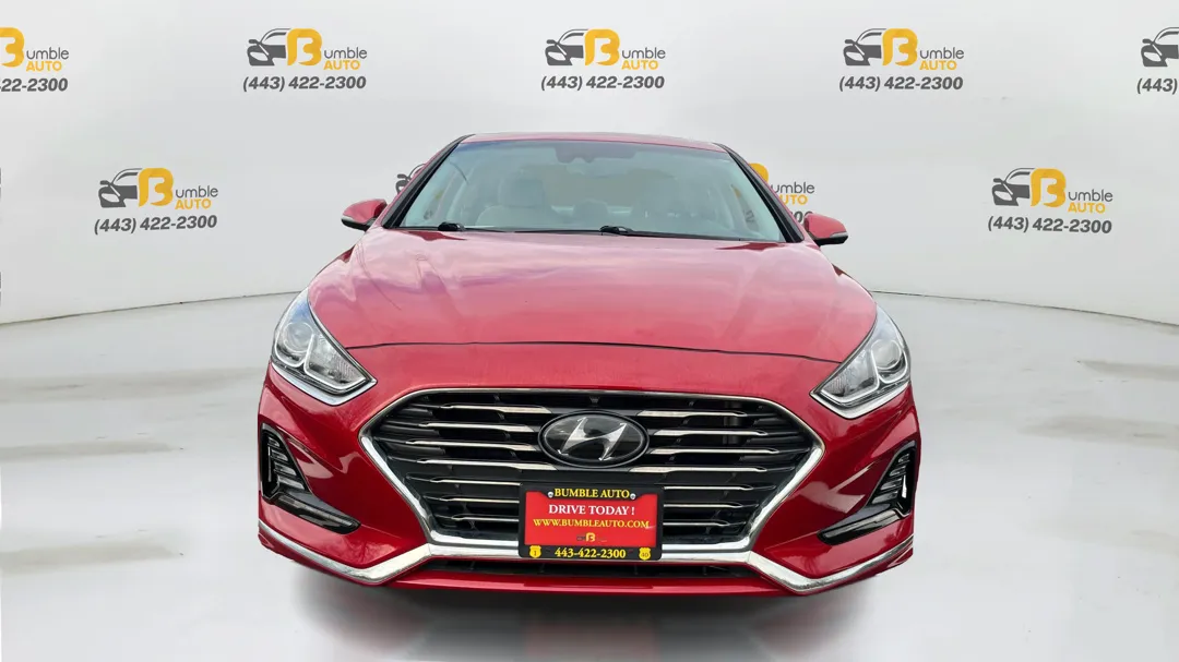 Hyundai Sonata photo 2